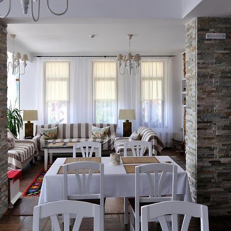 Hotel Pensiunea Doina Bucovinei Mînăstirea Humorului Exteriér fotografie
