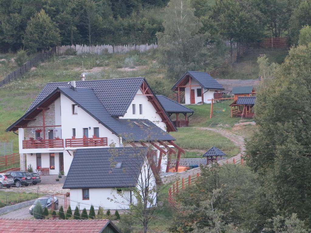 Hotel Pensiunea Doina Bucovinei Mînăstirea Humorului Exteriér fotografie