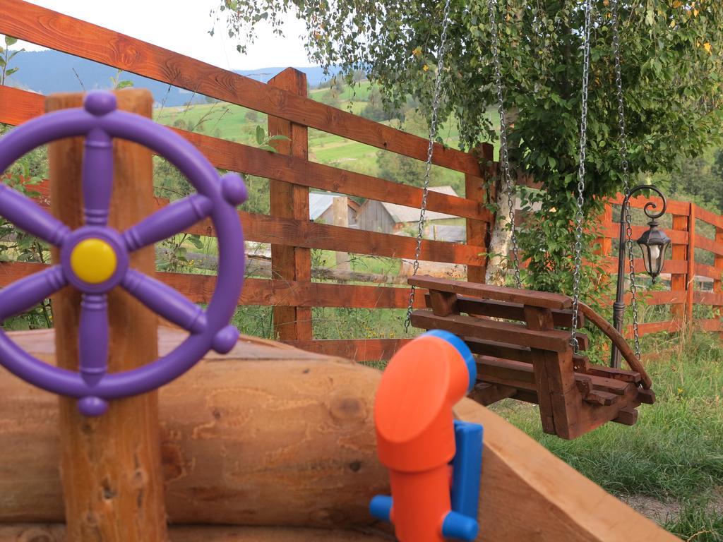 Hotel Pensiunea Doina Bucovinei Mînăstirea Humorului Exteriér fotografie